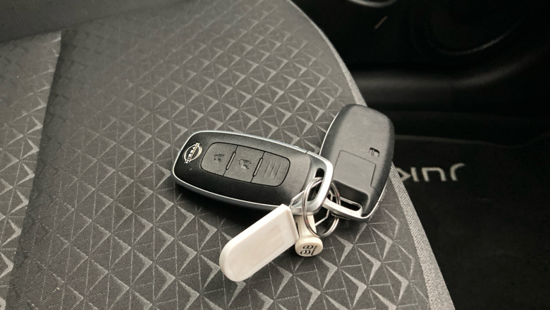 Nissan Juke 1.0 DiG-T N-Connecta 5dr Petrol Hatchback